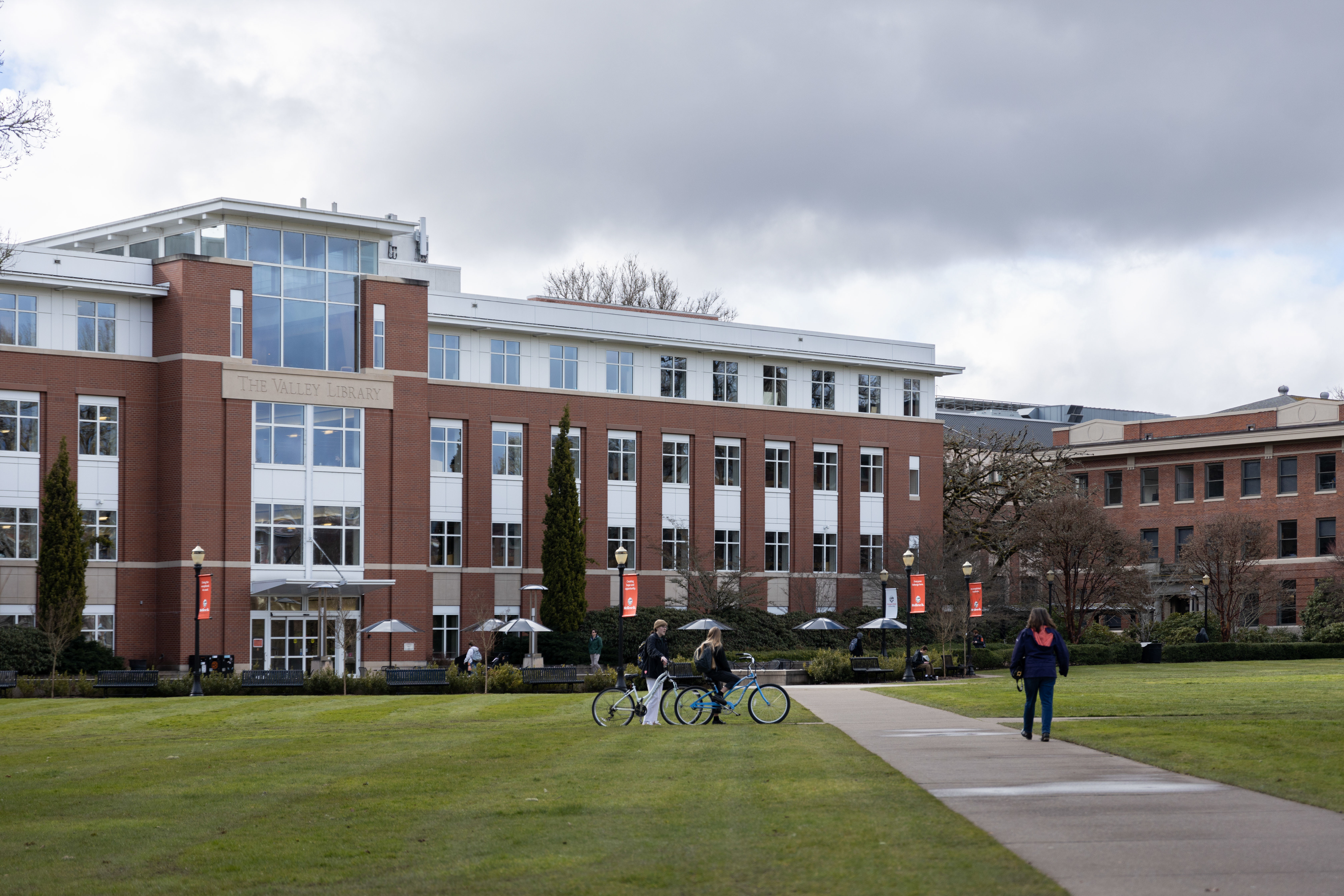 A cloudy winter day on campus.